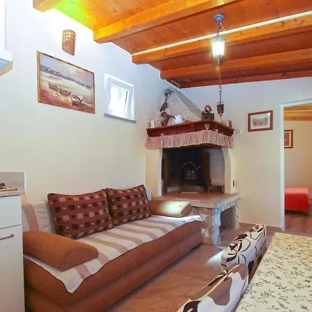 Apartment Family Friendly With A Swimming Pool - 20792 Fazana