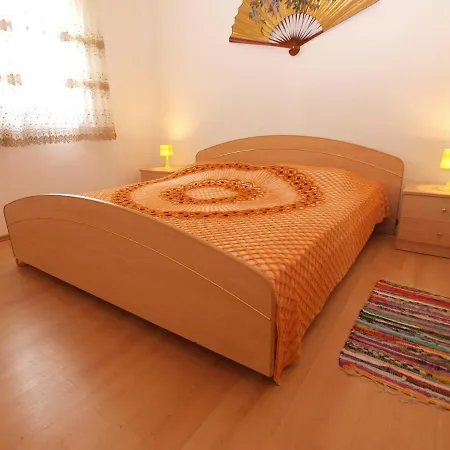 Family Friendly With A Swimming Pool - 20792 Fazana